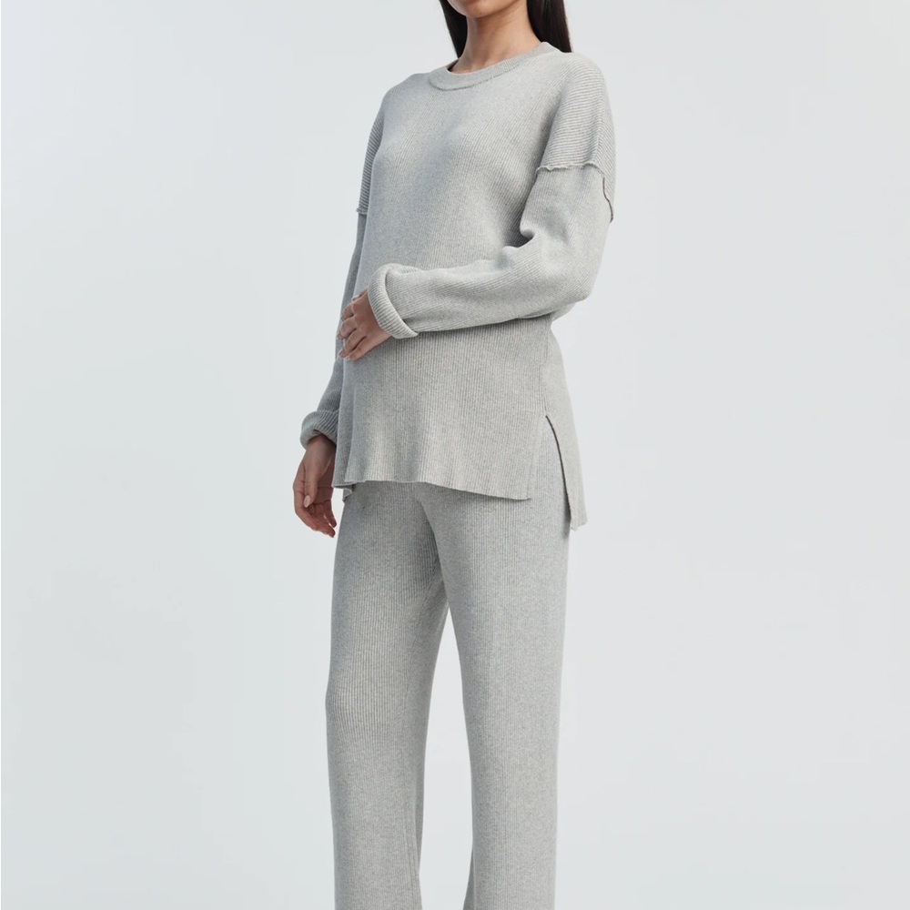 Women's Gray Sweater